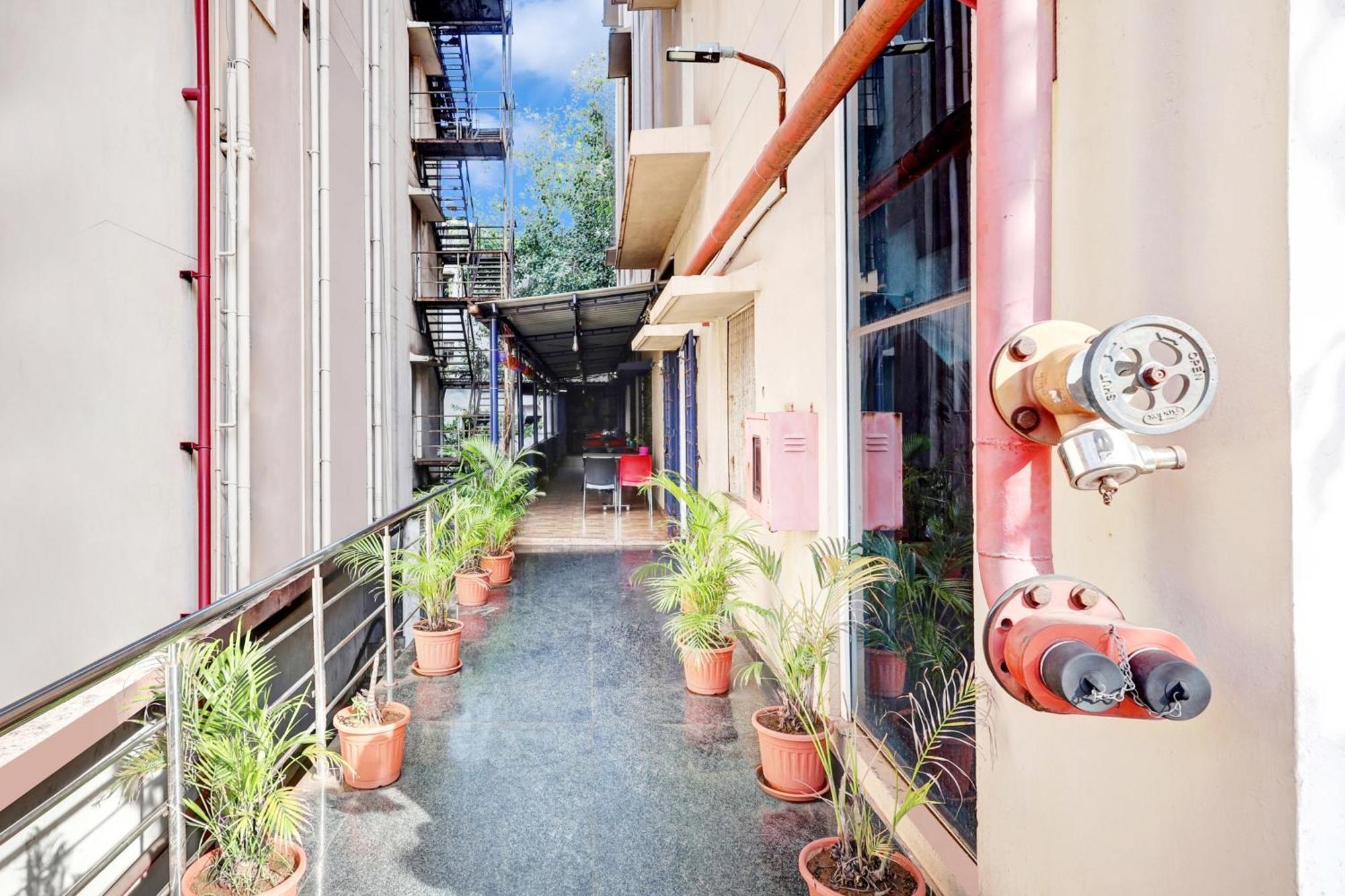 Super Collection O Dabagardens Near Beach Road Visakhapatnam Exterior photo