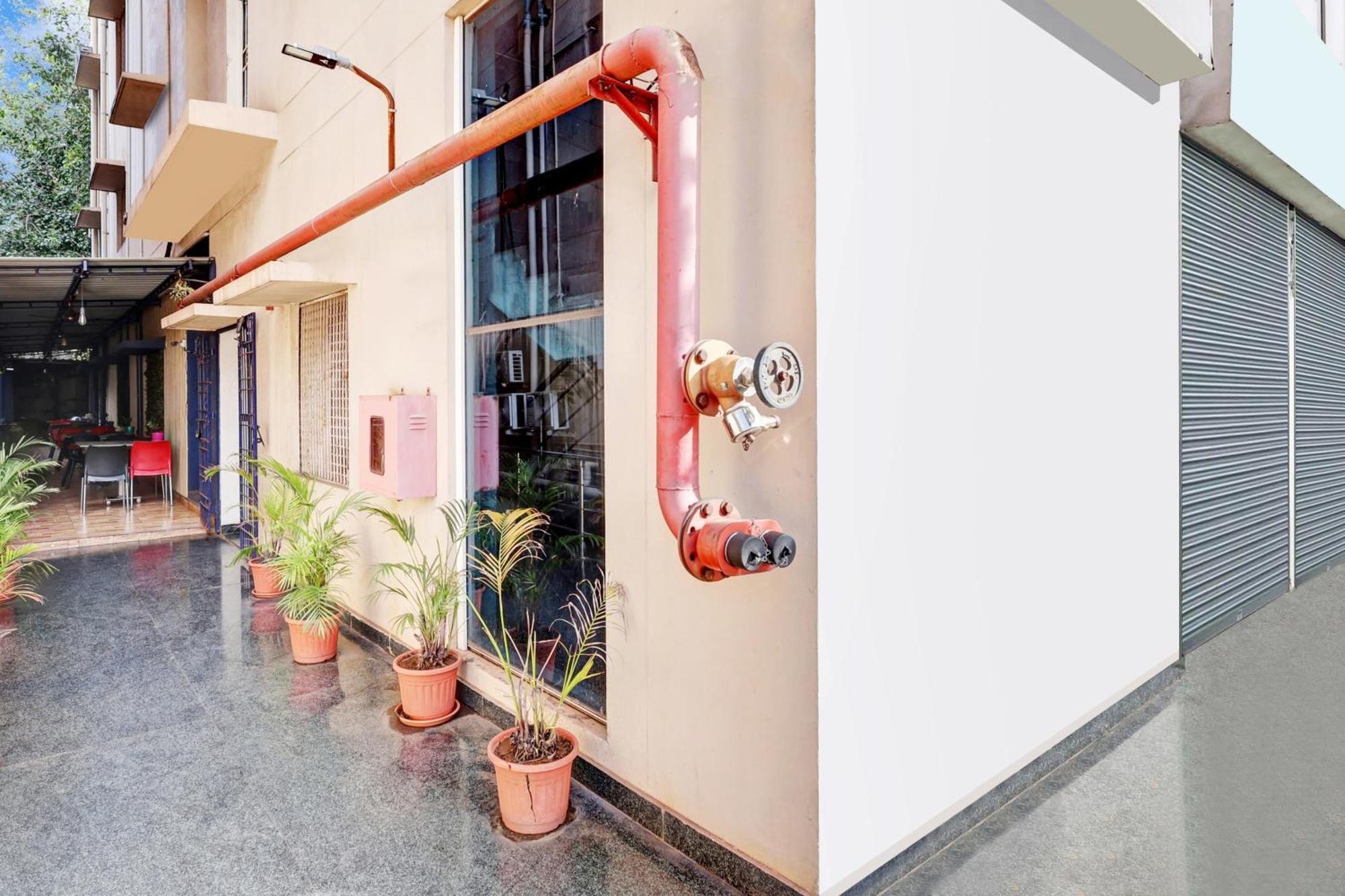 Super Collection O Dabagardens Near Beach Road Visakhapatnam Exterior photo